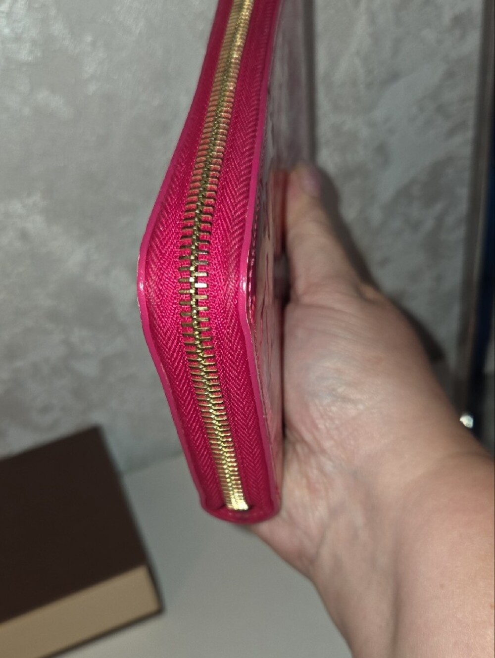 Louis Vuitton Pink Floral Patent Zip Wallet - Picture 8 of 9